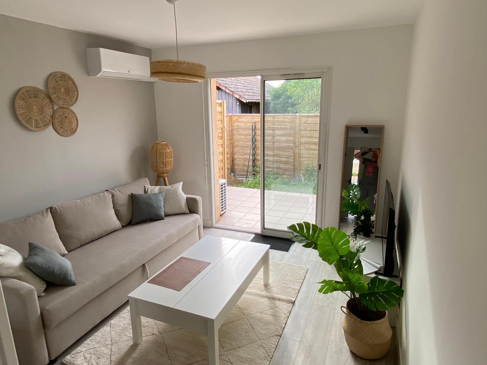 Appartement A Villenave D'ornon Avec Jardin Fraichement Renove *